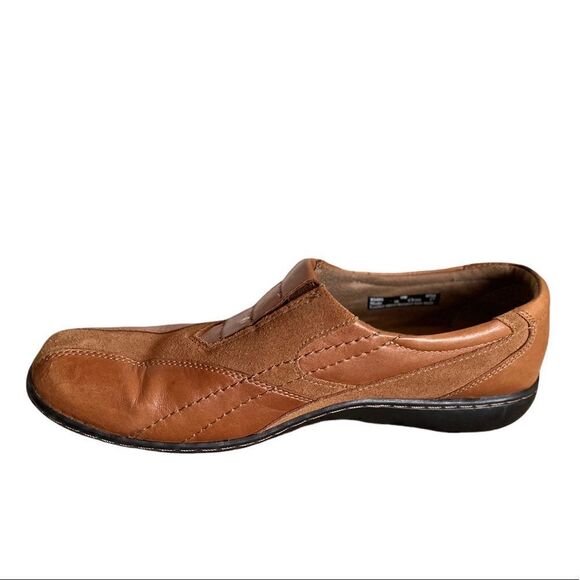 Clarks Bendables Tan Leather Slip Ons Size 9W - Picture 5 of 7